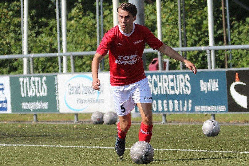 Foto bij Excelsior'31 en Barendrecht komen niet tot scoren (0-0)