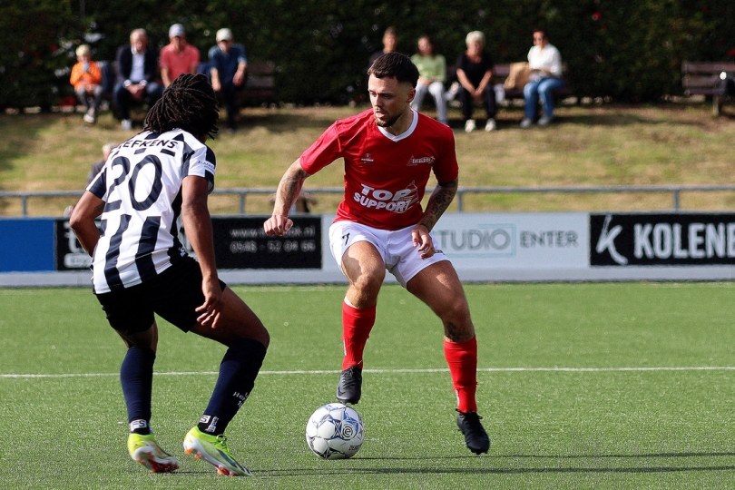 Foto bij Excelsior'31 en Hercules aan elkaar gewaagd (1-1)