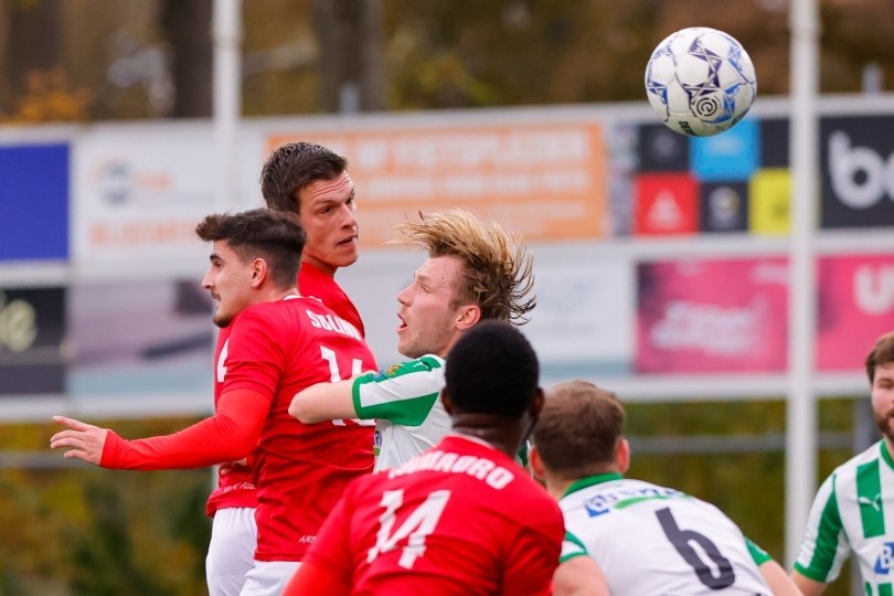 Foto bij Excelsior'31 stelt teleur tegen SC Genemuiden (0-4)